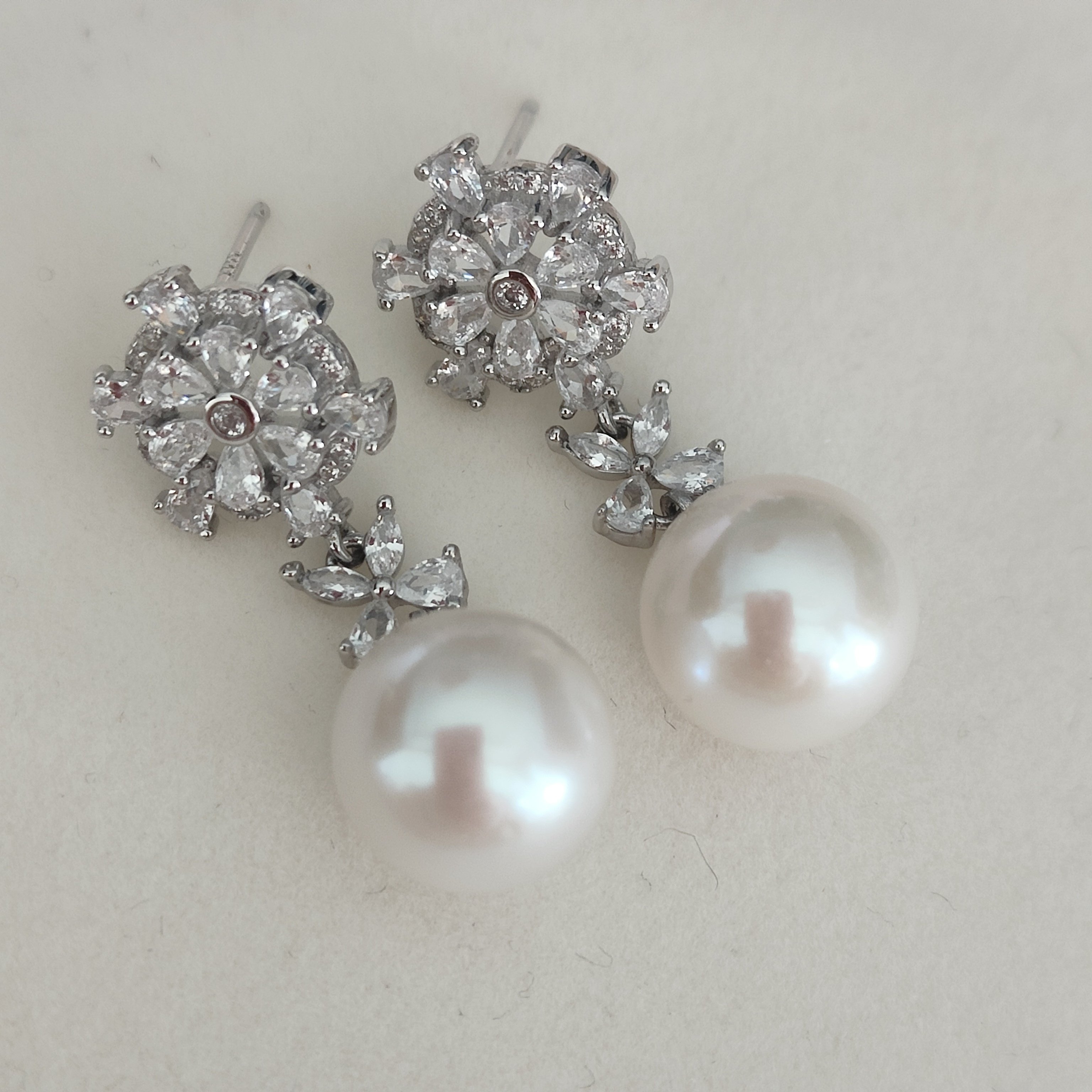 花花925纯银耳饰正圆天然淡水珍珠爱迪生耳环