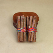 五彩绳东南桃木简约天然木质朱砂老年人压惊出行平安7支7厘米桃枝