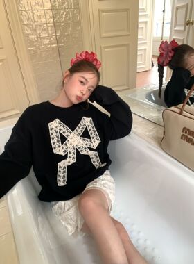 HeyAria新款2024秋季法式绝美蕾丝拼接蝴蝶结圆领休闲时尚卫衣女