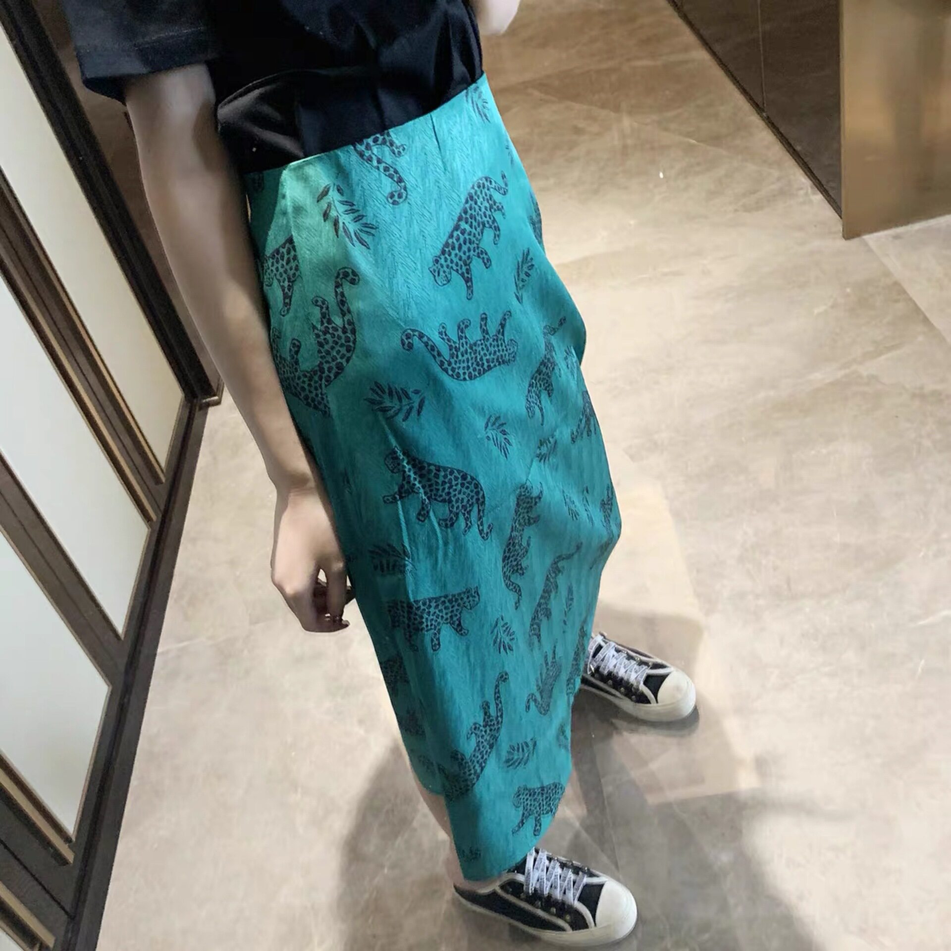 HeyAria一抹绿中长款半身裙女2024年夏季一片式包裙新增百褶裙