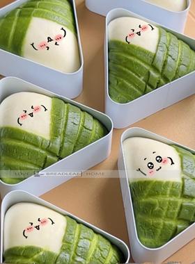 白色不沾三角形饭团面包模具 低糖双面日式肉松吞拿鱼包