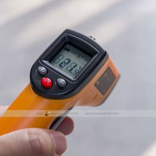 巧克力 测温仪 测温 400℃ 手持非接触 50℃ 红外线测温枪温度计