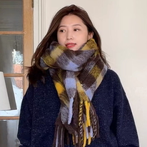 格纹流苏复古羊驼毛大围巾披肩