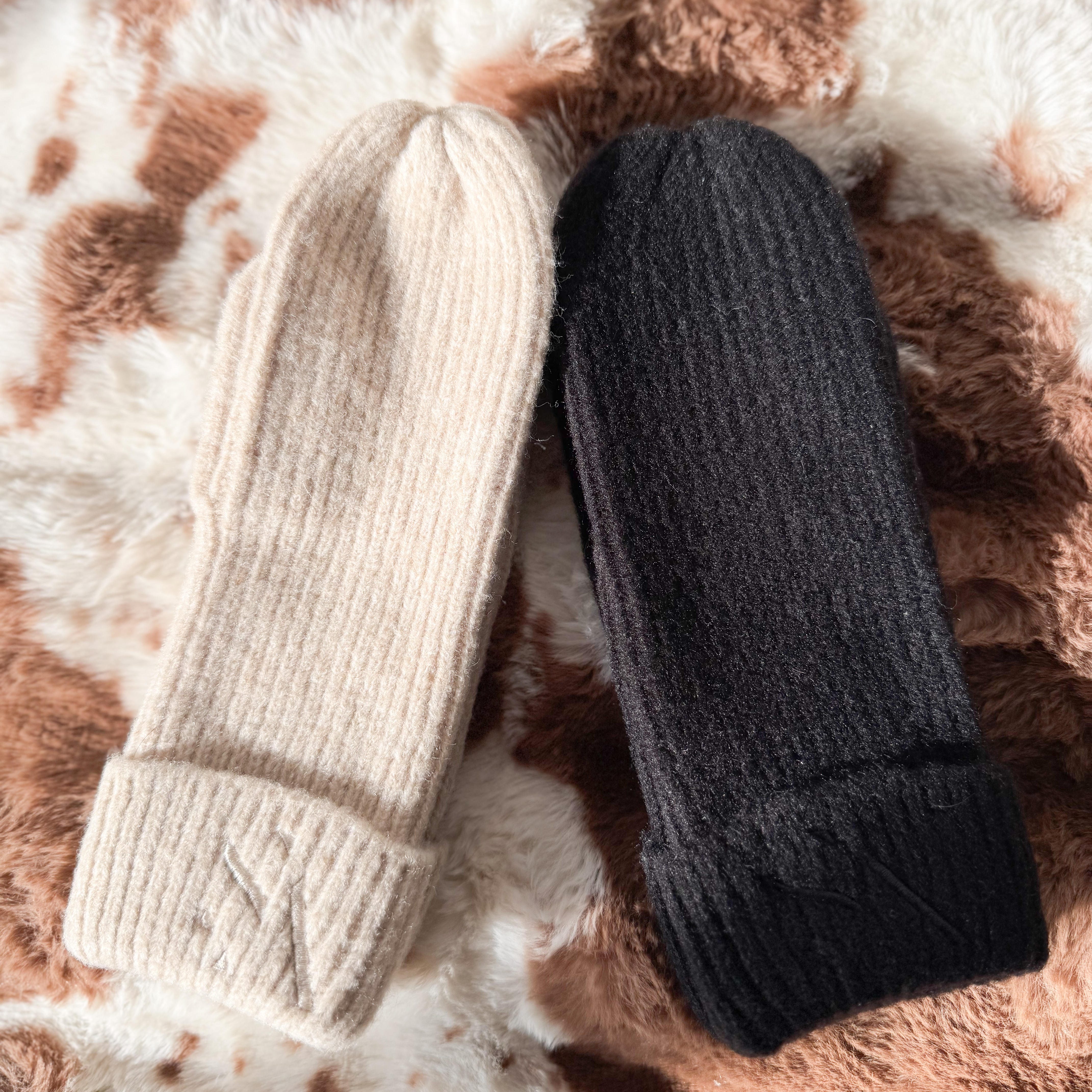 国内现货 SUI AVA丹麦哥本哈根 柔软羊毛混纺温暖针织手套Mittens