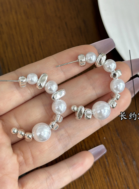 小众设计感珍珠碎银子半圆耳环
