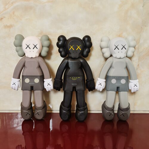 mand kaws 37厘米20周年公仔摆件现货