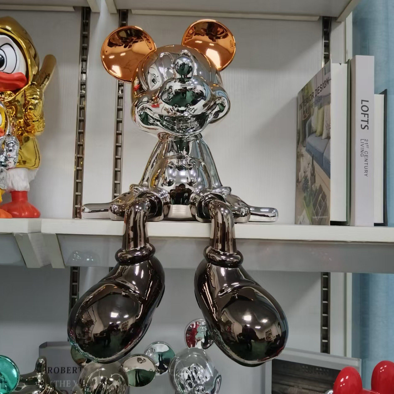 热销创意高档吊脚米奇树脂轻奢网红爆款摆件家居客厅餐厅酒柜