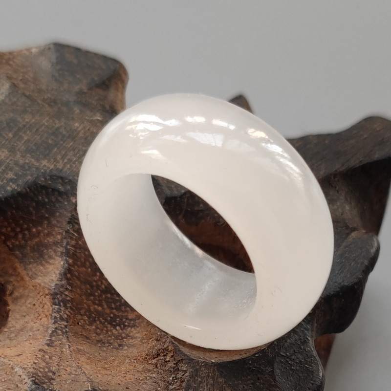 天然玉石白玉戒指扳指细腻