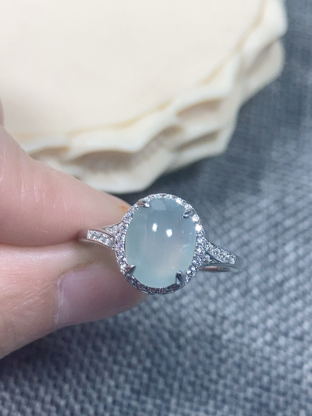 3269号天然缅甸翡翠A货正白冰种水蛋面裸石s925银戒指一图一物