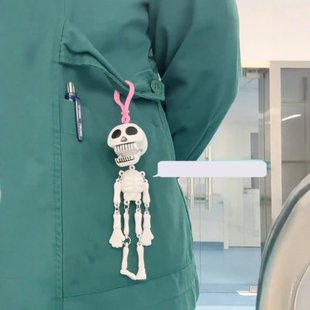护士夜班值班神器医学玄学骷髅头挂件医生上班外出护身僻邪平安符
