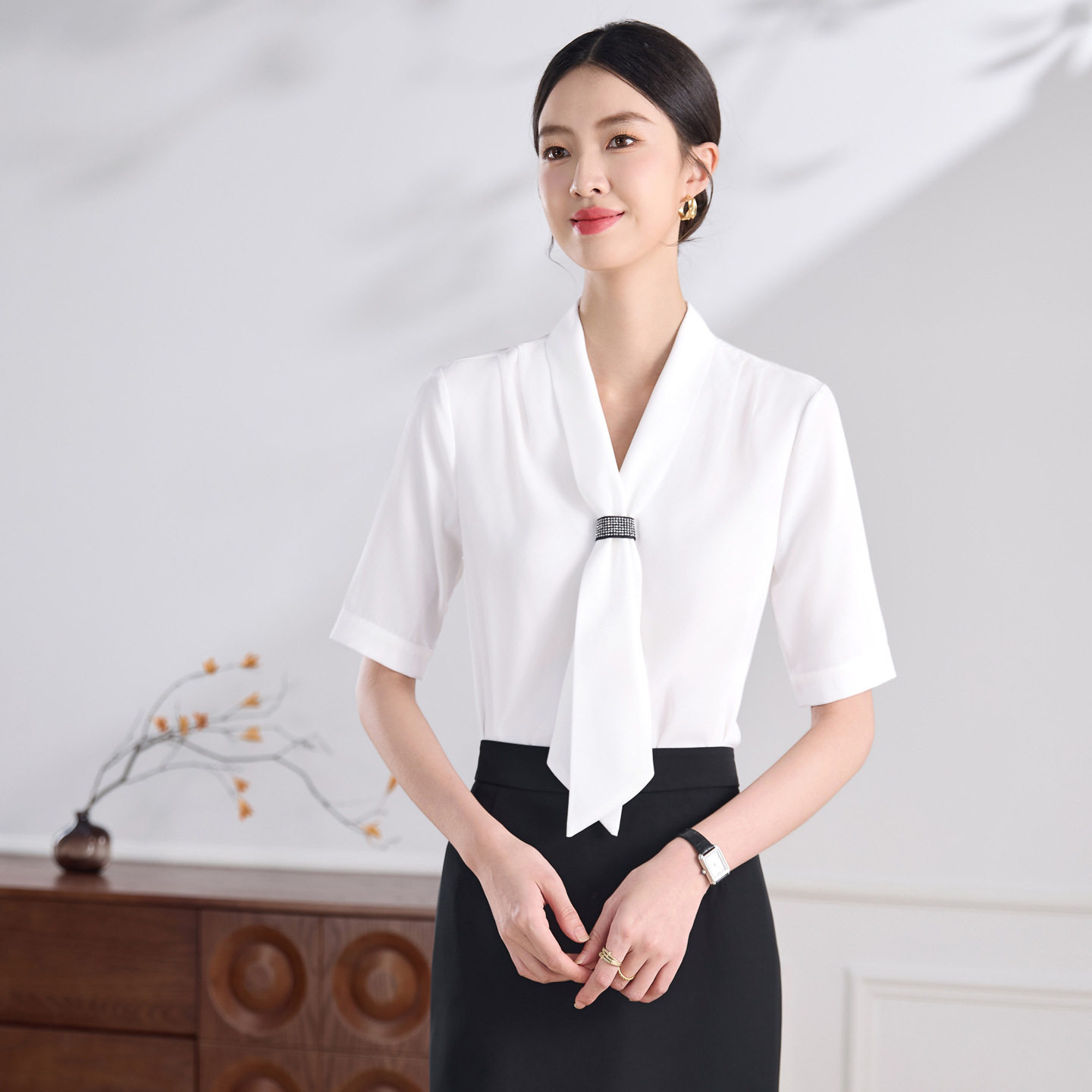 2025夏装新款职业衬衫女短袖系带工作服衬衣行政文员珠宝店工装