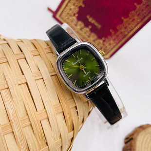 女士方形白领刻度复古皮带进口机芯石英学生小巧绿面宝石花手表