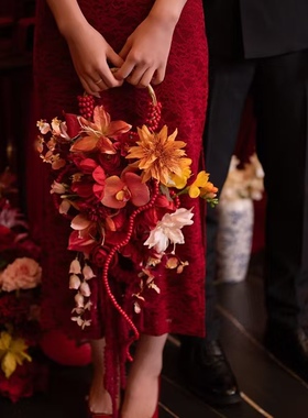 高级新中式手捧花仿真花结婚花束手提红色仿真花结婚订婚新婚礼物