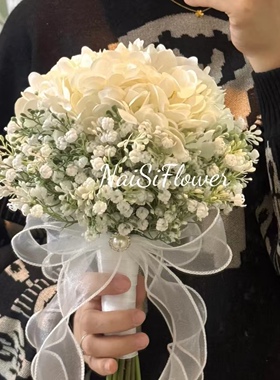 高级感玫瑰仿真花婚礼新娘手捧花结婚摄影道具领证登记满天星花束
