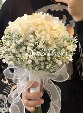 高级感玫瑰仿真花婚礼新娘手捧花结婚摄影道具领证登记满天星花束