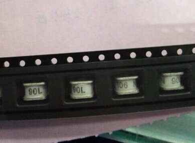 陶瓷气体放电管 防雷管 UN2E6-230LSMD 6.2*6.2*4.2MM 230V 贴片