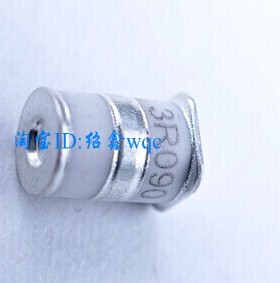 贴片陶瓷气体放电管 防雷管 3R090A-5S 5*7.2 90V 一边方一边圆