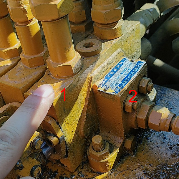 宁波东海多路阀液压阀DL8-XE-1A