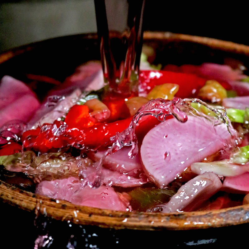 传统土坛老坛四川泡菜跳水泡菜