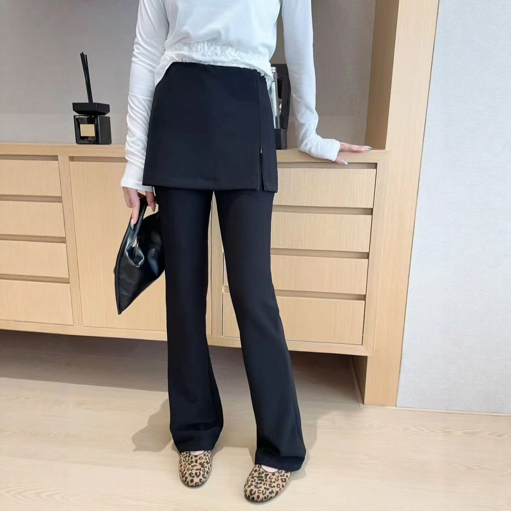 休闲裤女高腰显瘦纯色简约百搭屁帘设计感小众女人味微喇叭长裤韩