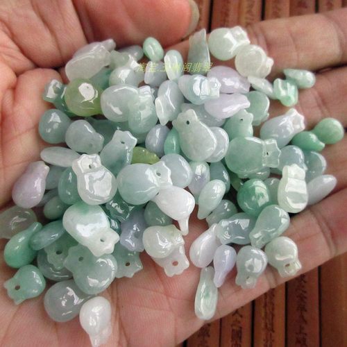 小钱袋小钱包天然翡翠玉A货