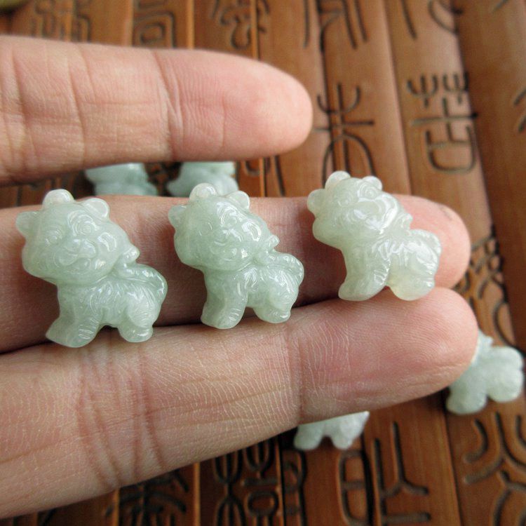 生肖虎翡翠玉虎虎生威