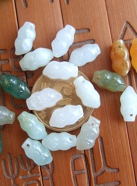 20941缅甸玉天然A货翡翠玉DIY配件迷你翡翠小花生坠子(有白色)H20