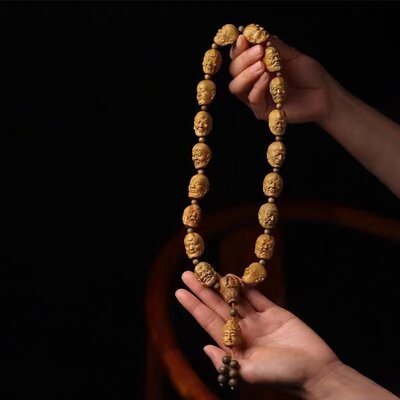 绿檀木雕刻十八罗汉佛珠