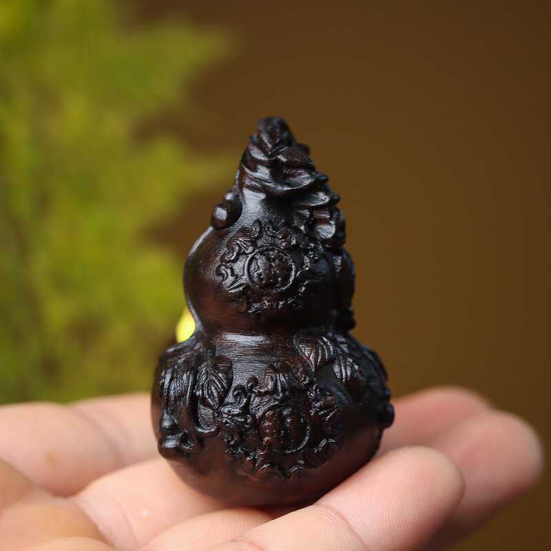 沉香木雕手把件小葫芦汽