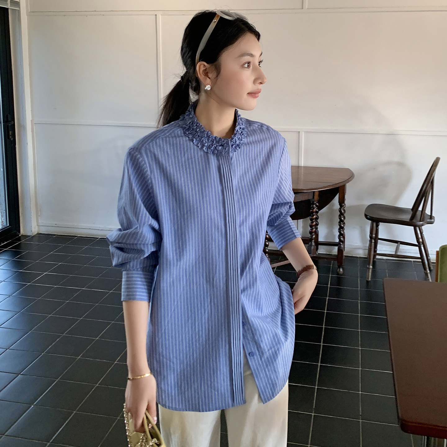 法式复古花边领蓝色条纹长袖衬衫女春宽松显瘦设计感洋气减龄上衣,女装/女士精品,衬衫,淘宝优惠券,粉丝福利购,淘宝优惠卷