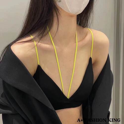 A+辣妹风法式撞色三角杯细带挂脖性感薄款网红内衣小胸文胸6019