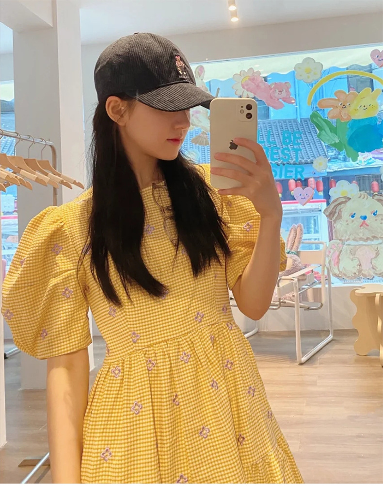 Korean yellow Plaid fashion embroidery bubble sleeve dress girl sexy backless bandage medium length skirt