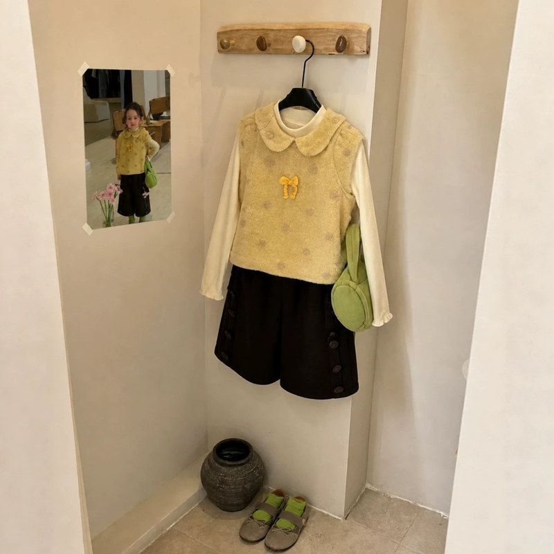 古德家女童套装26秋新款学院休闲波点翻领背心中大童纽扣妮子