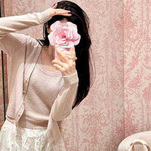 25新款 特惠269 粉嫩甜美 羊毛针织背心 不退不换 开衫 原439