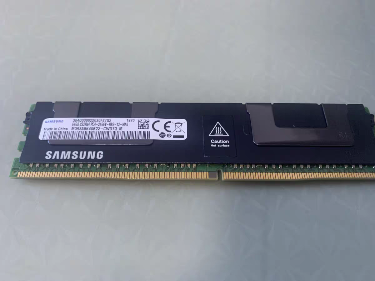 三星 M393A8K40B22-CWD7Q 64G 2S2RX4 PC4-2666V DDR4 服务器内存