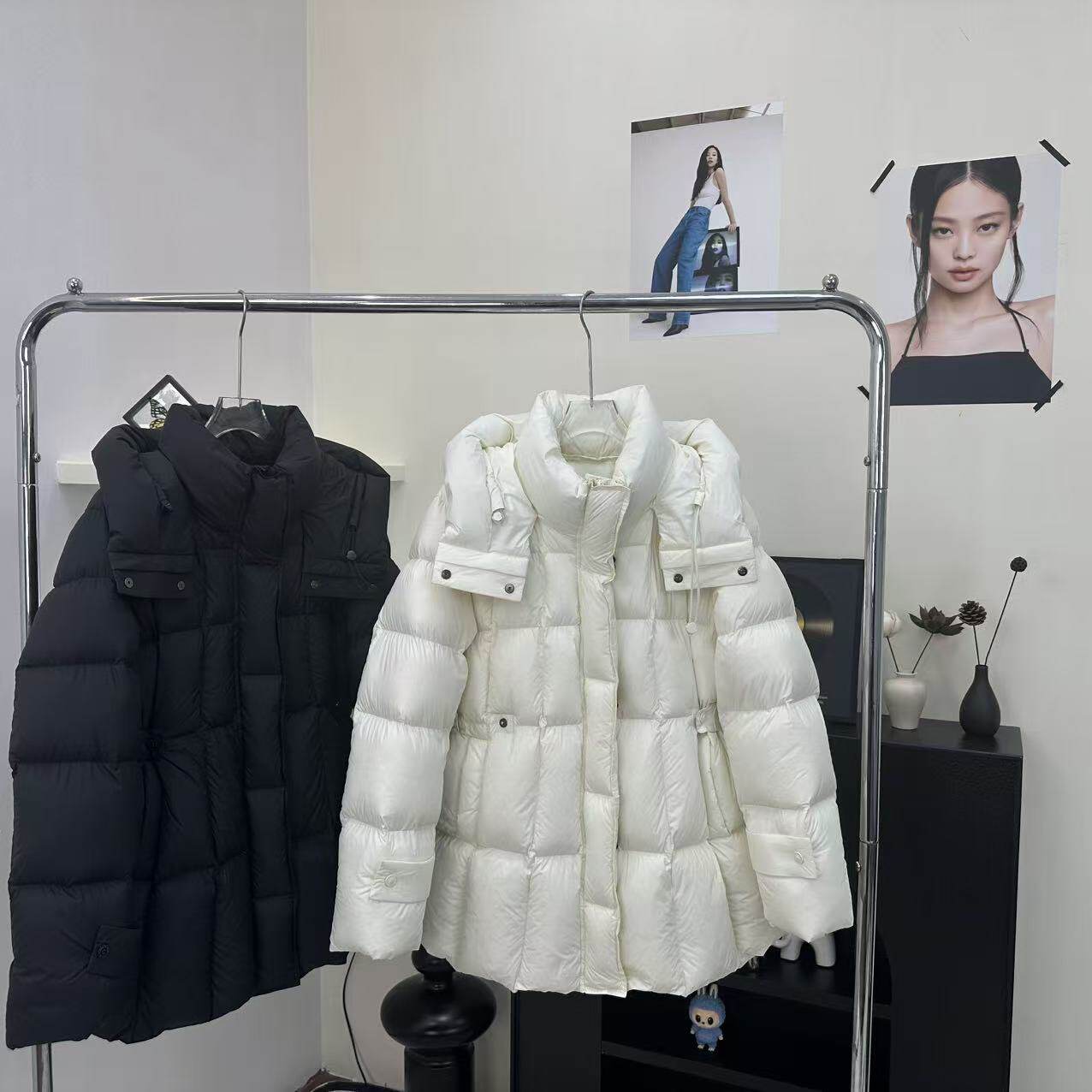 黑色羽绒服女中长款2025秋冬季新款加厚90白鸭绒收腰显瘦连帽外套