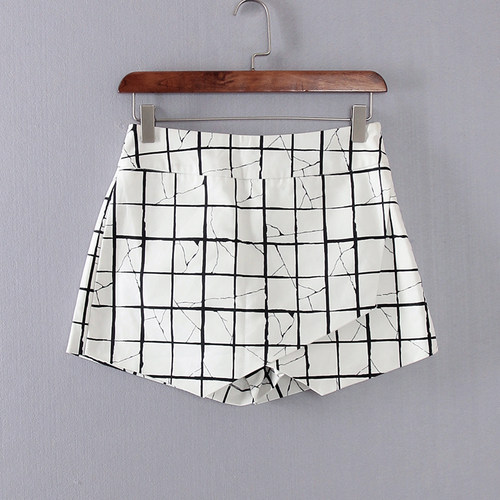 休闲百搭MC系列短款格子短裤