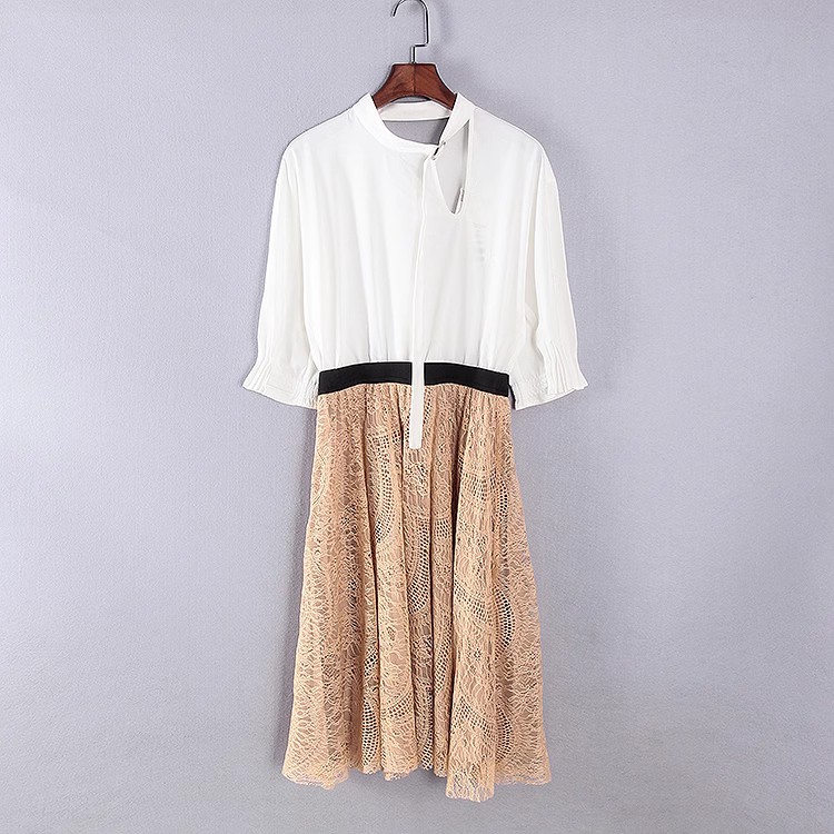 名媛风拼色收腰连衣裙