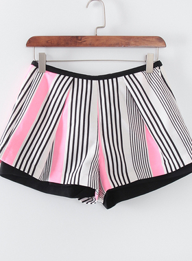 MC系列 夏季新品品牌女装库存折扣粉白竖条纹休闲短裤S2938C