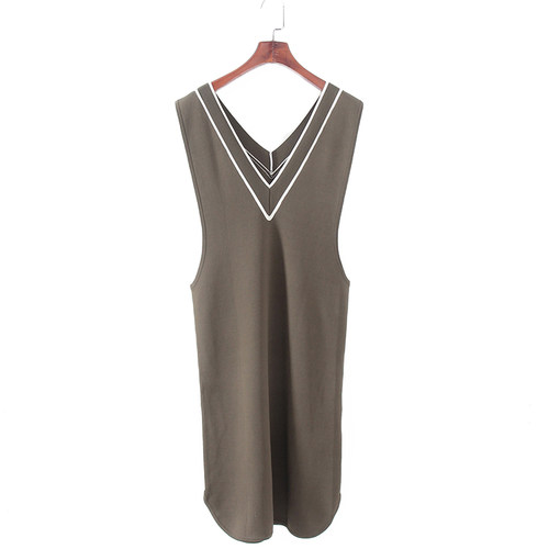 慵懒风V领针织背心连身裙