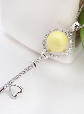 漂亮短款甜美风多种颜色钥匙项链