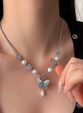 彩衣阁时尚美丽蝴蝶短款珍珠+金属项链甜美女生饰品个性日韩流行