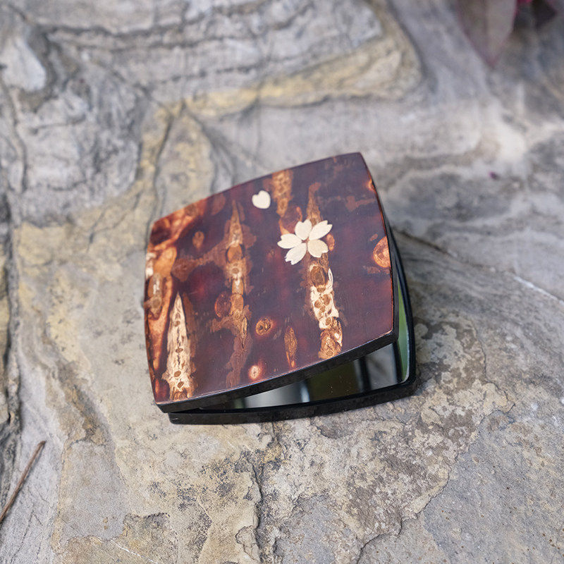 日本进口桦细工天然樱树皮随身携带镜子化妆镜女生双面折叠便携式