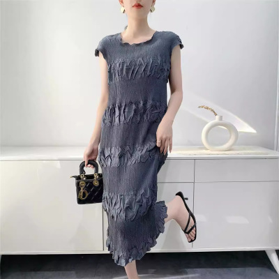 重工绣花连衣裙女包袖2025夏季新款修身显瘦舒适休闲外贸女装
