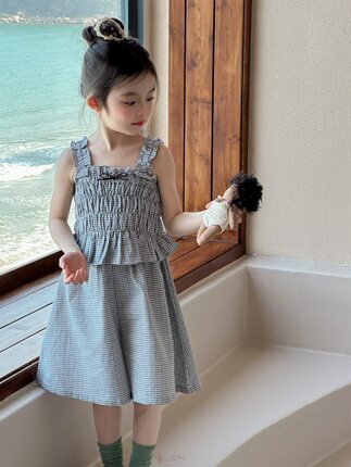 女童套装2026夏季新款儿童韩系格子短款吊带上衣5分阔腿裤两件套