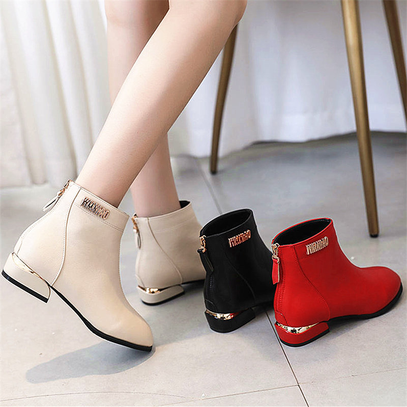 2021秋冬短靴女圆头粗跟靴子平底低跟英伦风马丁靴红色婚鞋女裸靴