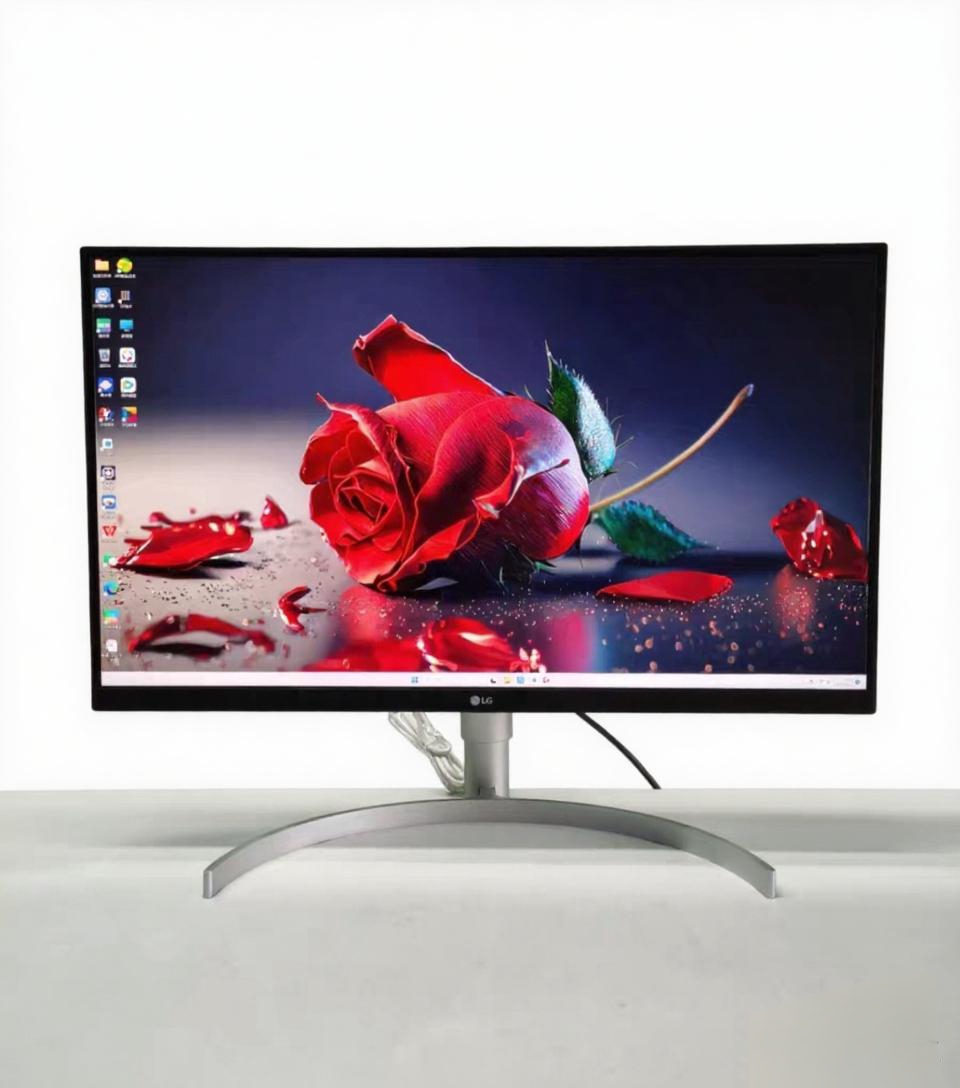 LG  27UL550 27英寸4K高清护眼滤蓝光显示器，二手九成新