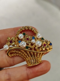 中古Vintage品牌打标花篮胸针