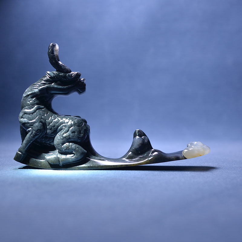 墨玉青花籽料麒麟文房笔架镇纸