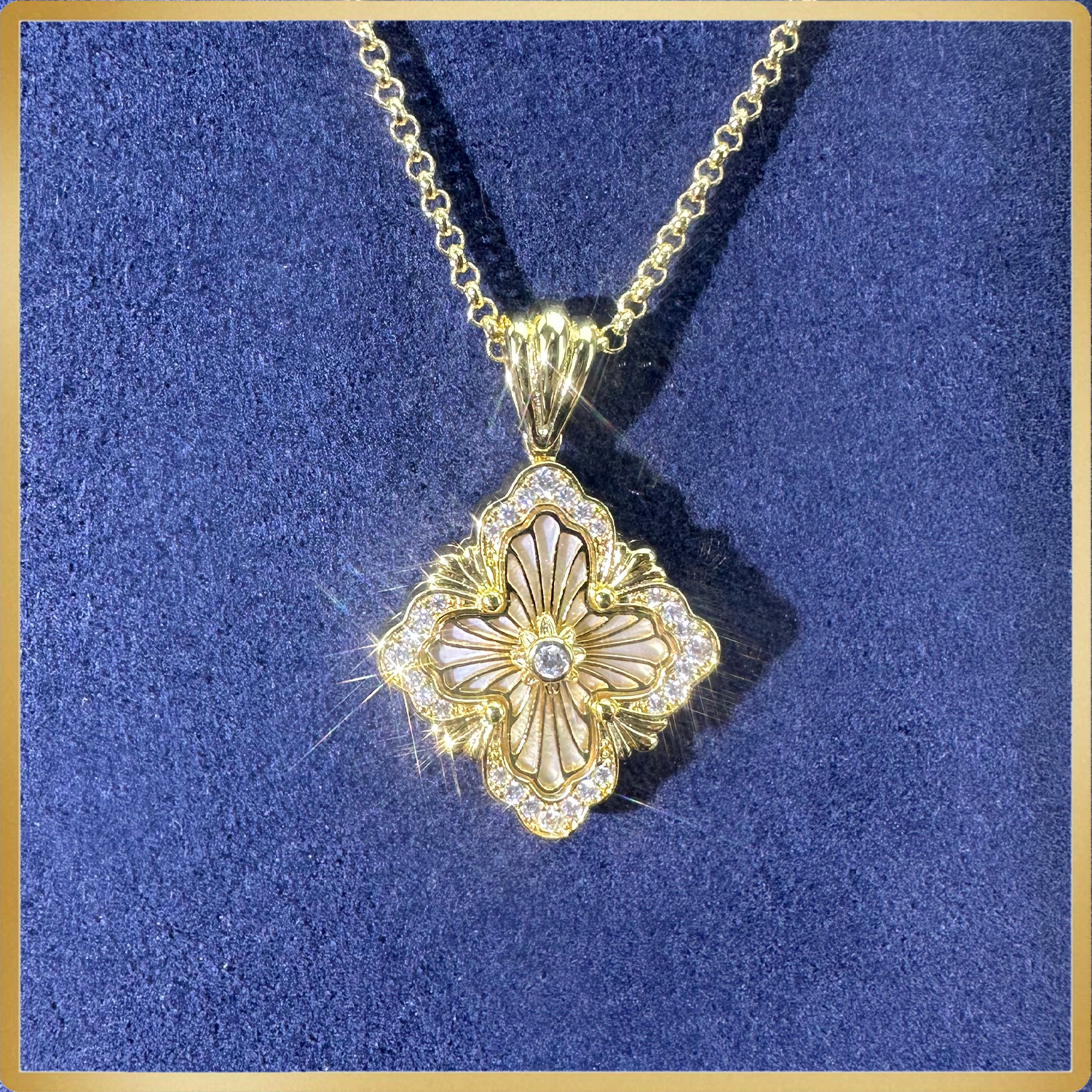 新款中号意大利歌剧Opera系列宫廷轻奢项链拉丝锁骨链四叶草珐琅